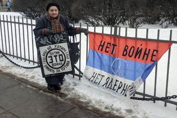 Artist Yelena Osipova during a solitary picket on Nevsky Prospect on the first anniversary of the full-scale invasion, St. Petersburg, 24 February 2023